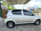 Toyota Vitz 2001 Car