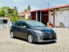 Toyota Prius S Touring 2010 Car