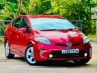 Toyota Prius G Grade 2012 Car