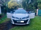 Toyota Yaris Ativ 2019 Car