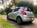 Suzuki Swift 2009 Car