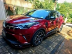 Toyota CHR NGX 10 2018 SUV