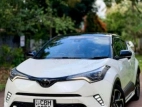 Toyota CHR NGX10 2018 SUV - image 3