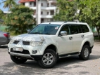 Mitsubishi Montero 2012 SUV