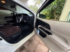 Toyota Aqua 2014 Car - image 5