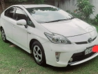 Toyota Prius S LED 2013 Car
