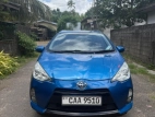 Toyota Aqua Prius C 2013 Car