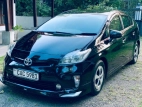 Toyota Prius S LED 2013 Car
