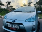 Toyota Aqua G Grade 2012 Car