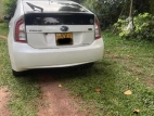 Toyota Prius 2012 Car - image 2