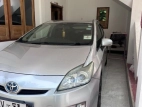 Toyota Prius 2011 Car - image 6