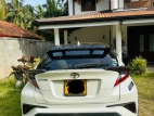 Toyota CHR NGX50 2018 SUV - image 2