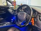 Toyota CHR NGX50 2018 SUV - image 6