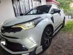 Toyota CHR NGX 10 2018 SUV