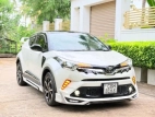 Toyota CHR NGX50 2017 SUV