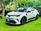 Toyota CHR NGX50 2018 SUV