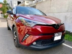 Toyota CHR NGX 10 2018 SUV