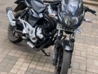 Bajaj Pulsar 180 2016 Motorbike