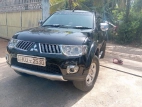 Mitsubishi Montero 2012 SUV